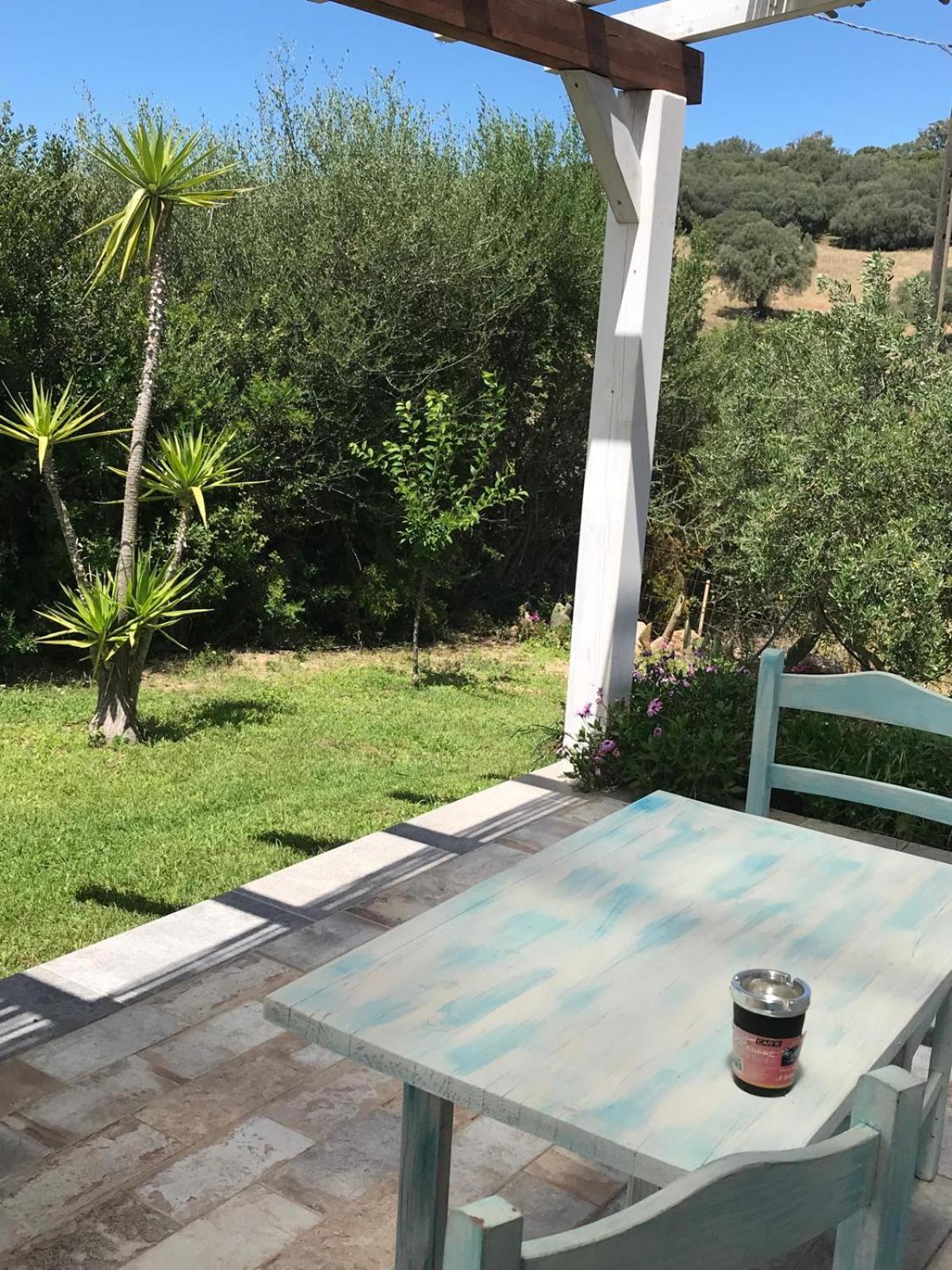 Hotel La fragola in Campagna San Pantaleo Esterno foto